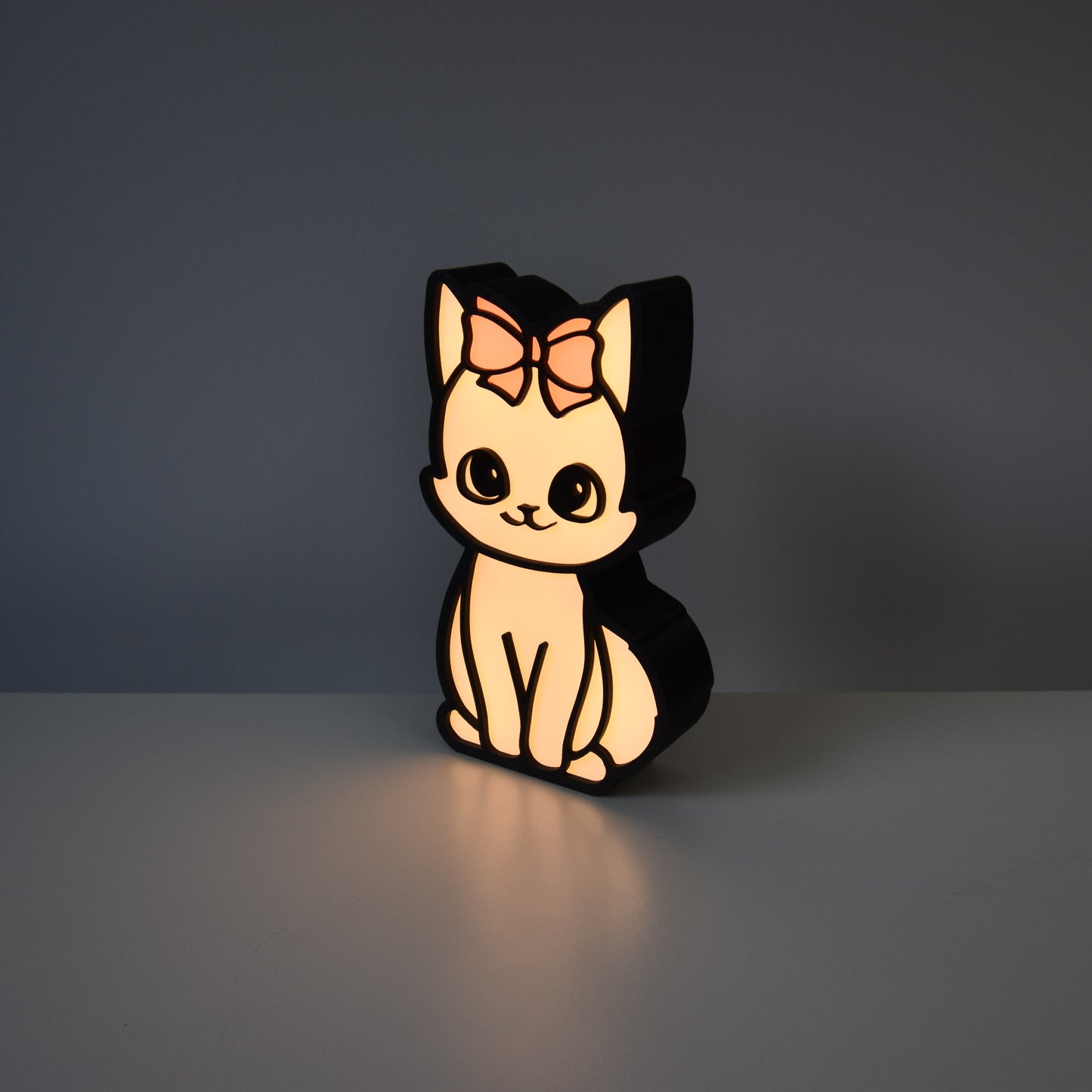 LED Katzenlampe mit rosa Schleife – rechte Seitenansicht