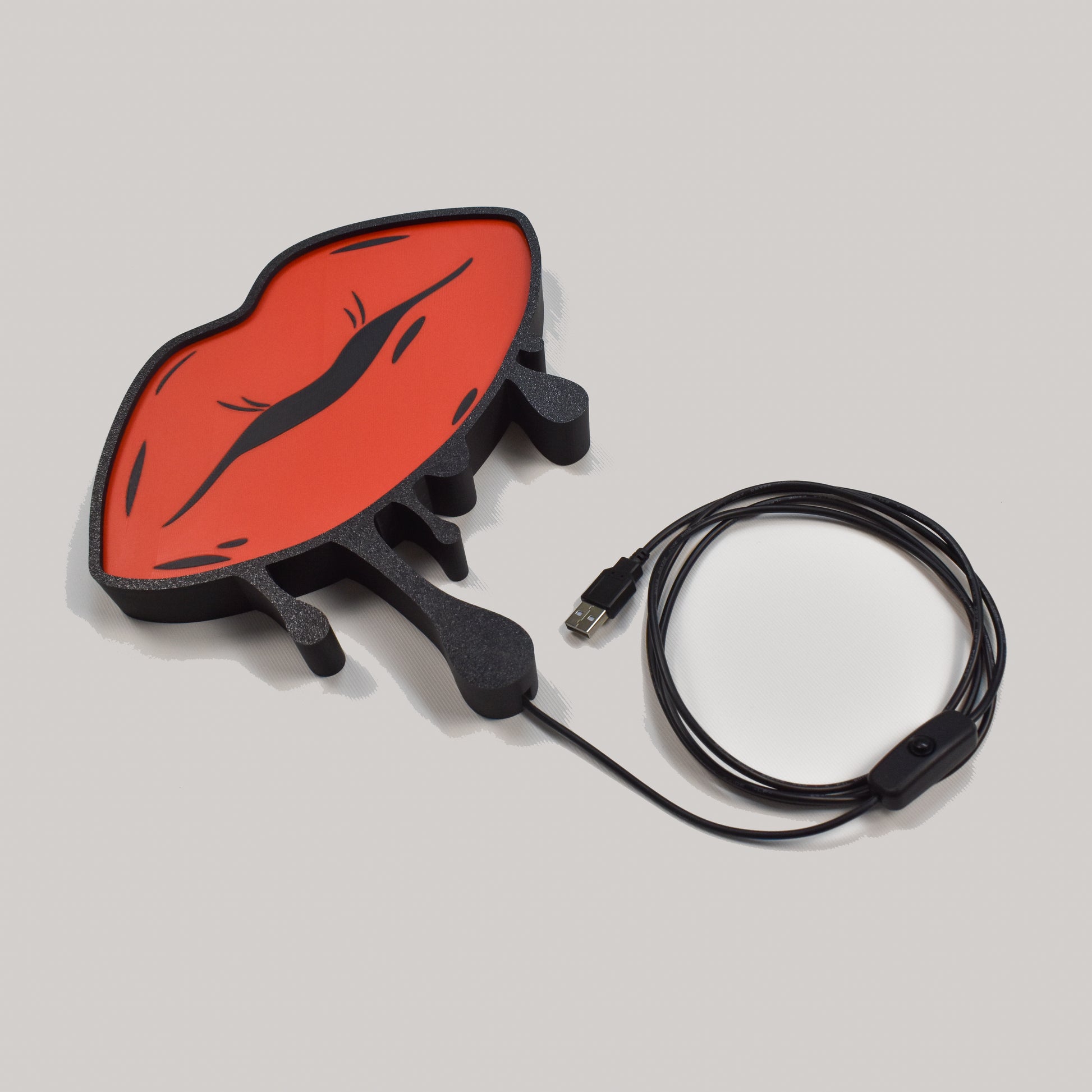 LED Wandlampe in Form von roten Lippen, Nachhaufname von Lampe und USB Kabel mit Ein/Aus Schalter