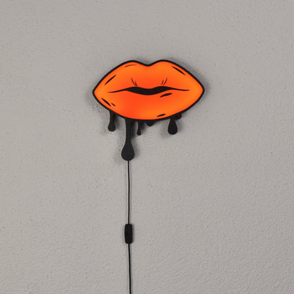 Leuchtende Lippen im Comic-Stil mit dripping Effekt – LED Wanddeko für Jugendzimmer oder Partykeller
