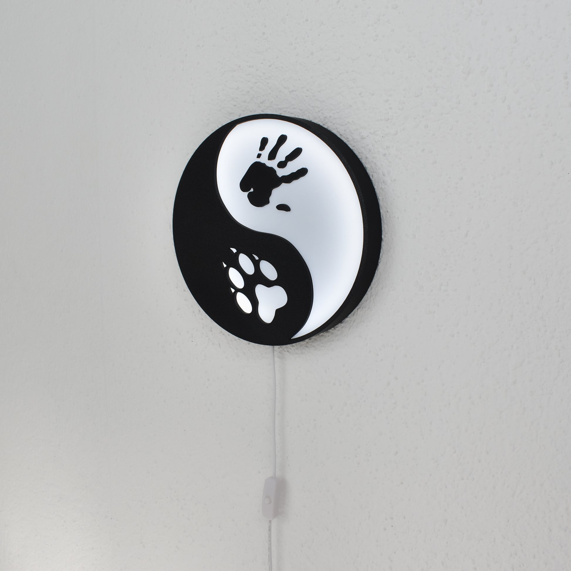 Hand & Pfote - Wandleuchte